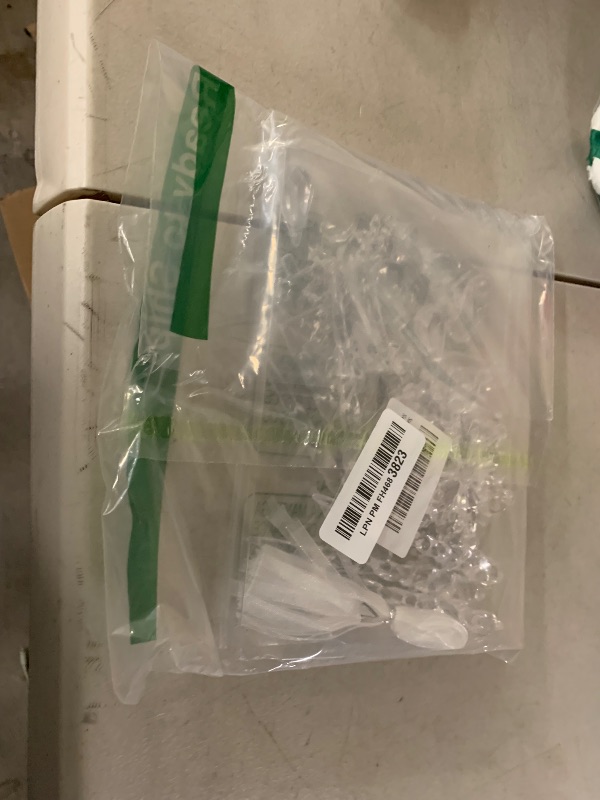 Photo 1 of 21 PCS Clear Crystal Christmas Ornaments for Christmas Tree Decorations,Acrylic Snowflake Icicle Hanging Ornaments with Drop Pendants for Xsmas Winter Wonderland Holiday Season Home Christmas Decor