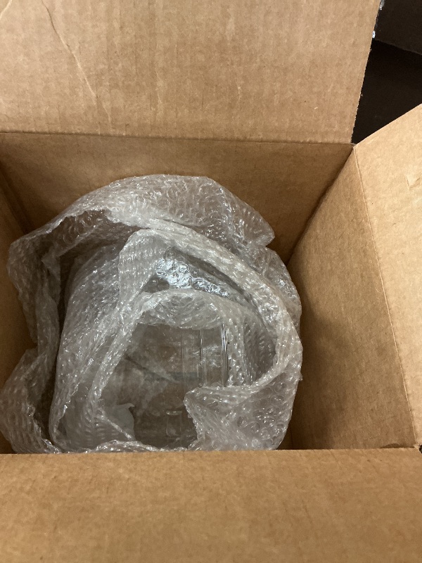 Photo 1 of 2L Clear Glass Cooking Pot with Heart Shape Lid,Simmer Pot for Stove Potpourri,Energy Conservation,Heat Resistant,Oven,Gas,Electric Stove Safe,Pasta Soups Potpourri,68oz