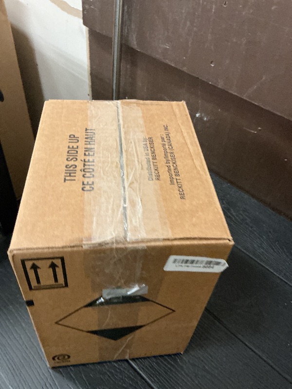 Photo 1 of 2L Clear Glass Cooking Pot with Heart Shape Lid,Simmer Pot for Stove Potpourri,Energy Conservation,Heat Resistant,Oven,Gas,Electric Stove Safe,Pasta Soups Potpourri,68oz