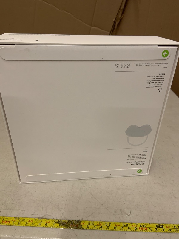 Photo 1 of Apple AirPods Max Wireless Over-Ear Headphones, Pro-Level Active Noise Cancellation, Transparency Mode, Personalized Spatial Audio, USB-C Charging, Bluetooth Headphones for iPhone - Midnight