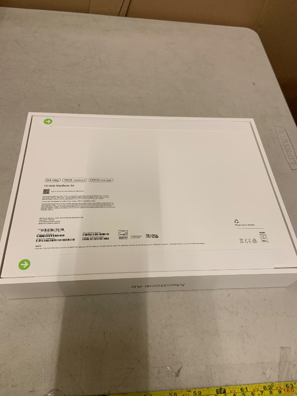 Photo 1 of Apple 2025 MacBook Air 13-inch Laptop with M4 chip: Built for Apple Intelligence, 13.6-inch Liquid Retina Display, 16GB Unified Memory, 512GB SSD Storage, 12MP Center Stage Camera, Touch ID; Starlight