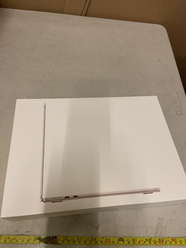 Photo 1 of Apple 2025 MacBook Air 13-inch Laptop with M4 chip: Built for Apple Intelligence, 13.6-inch Liquid Retina Display, 16GB Unified Memory, 512GB SSD Storage, 12MP Center Stage Camera, Touch ID; Starlight