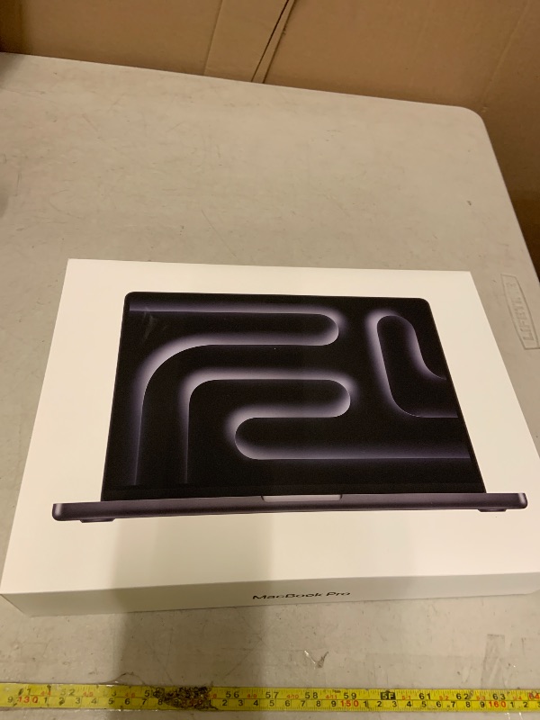 Photo 1 of Apple 2025 MacBook Pro Laptop with M5 chip with 10?core CPU and 10?core GPU: Built for Apple Intelligence, 14.2-inch Liquid Retina XDR Display, 16GB Unified Memory, 512GB SSD Storage; Space Black