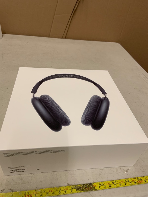 Photo 1 of Apple AirPods Max Wireless Over-Ear Headphones, Pro-Level Active Noise Cancellation, Transparency Mode, Personalized Spatial Audio, USB-C Charging, Bluetooth Headphones for iPhone - Midnight