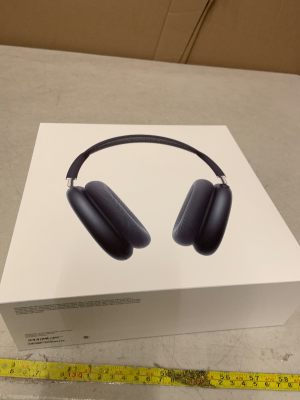 Photo 1 of Apple AirPods Max Wireless Over-Ear Headphones, Pro-Level Active Noise Cancellation, Transparency Mode, Personalized Spatial Audio, USB-C Charging, Bluetooth Headphones for iPhone - Midnight