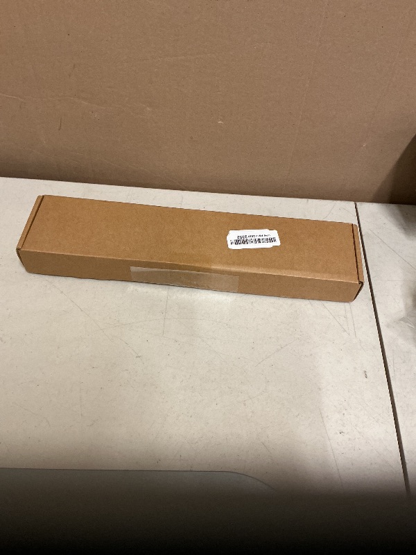 Photo 1 of 1 Pack Large Christmas Red Bows for Christmas Tree with Gold Border & Back, 16" x 24" Velvet Bows for Tree Topper,Wreaths,Indoor,Outdoor,Fireplace,Stairs,Railing,Porch,Xmas Decoration