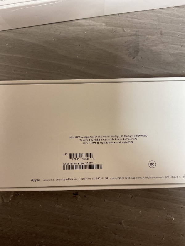Photo 1 of SEE NOTES AND PICTURES,,,,,,,Apple Watch SE 3 [GPS 40mm] Smartwatch with Starlight Aluminum Case with Starlight Sport Band - S/M. Fitness and Sleep Trackers, Heart Rate Monitor, Always-On Display, Water Resistant