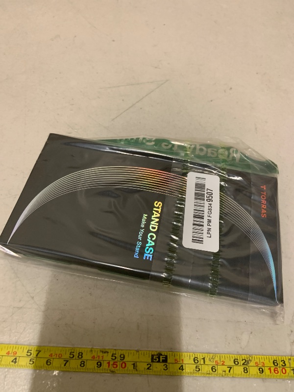 Photo 1 of TORRAS 360 Magnetic Stand for iPhone 17 Pro Max Case, [Fit for MagSafe] [4X Military-Grade Protection] Slim Case for iPhone 17 Pro Max 6.9" 2025, Clear, Ostand O3 Fitness Series