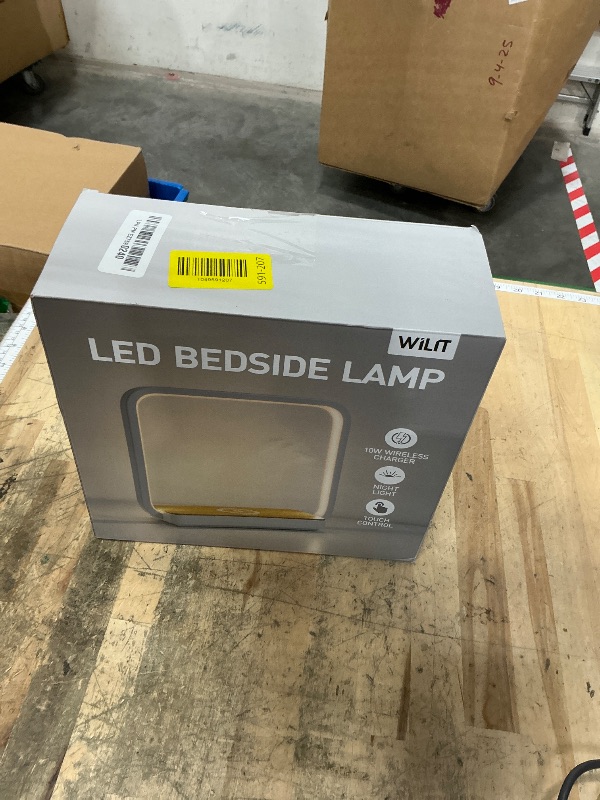 Photo 1 of *****************MISSING ADAPTER****************
WILIT Bedside Lamp with Qi Wireless Charger, A13 Table lamp 3 Step Dimmable Touch Control Desk Lamp for for Living Room, Bedroom, Kids Room.
