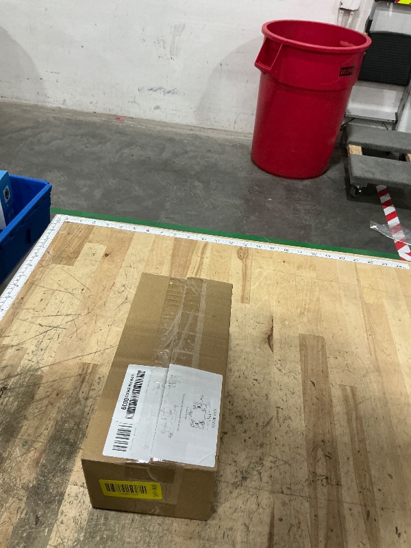 Photo 1 of ***HAS SCRACTHES ACROSS METAL MATERIAL***SHILIHE H Type Black Universal line Voltage Track Lighting Heads E26(no Bulb),ETL Listed,4Pack