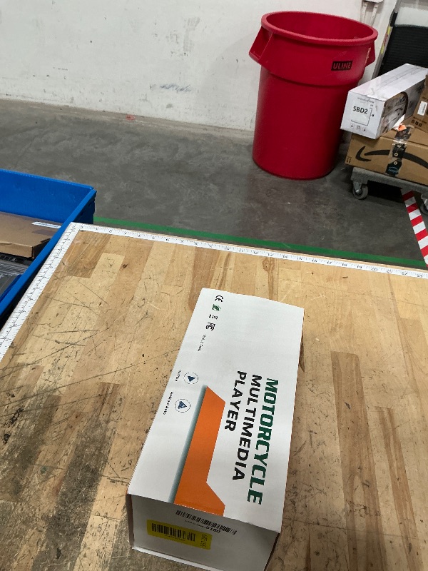 Photo 1 of CarPlay Screen for Motorcycle,Portable Wireless Carplay/Android Auto for Motorcycle,8.1 inch IPS Waterproof Portable Radio GPS Display for Motorbike with Mirror Link,Bluetooth,EQ,TF Port