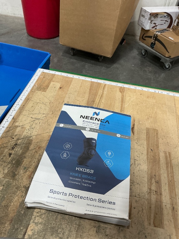 Photo 1 of **MISSING ICE PACK** NEENCA Knee Braces for Knee Pain Relief, Compression Knee Sleeves with Patella Gel Pad & Side Stabilizers, Knee Support for Weightlifting, Running, Workout, Arthritis, Meniscus Tear, Men Women. ACE-53