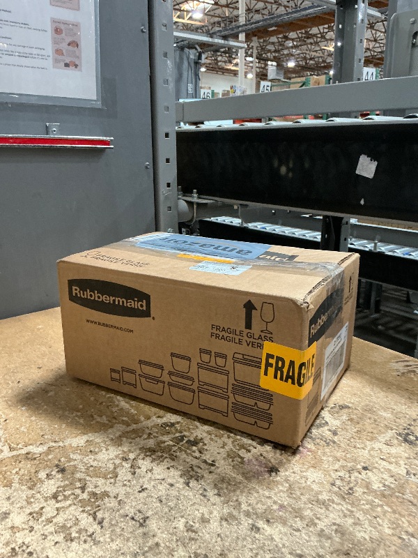 Photo 1 of *ONLY 3* Rubbermaid Brilliance Glass Food Storage set of 4 containers 8 total pieces (4 containers + 4 lids) for Lunch Meal Prep and Leftovers Dishwasher and Oven Safe Clear/Grey