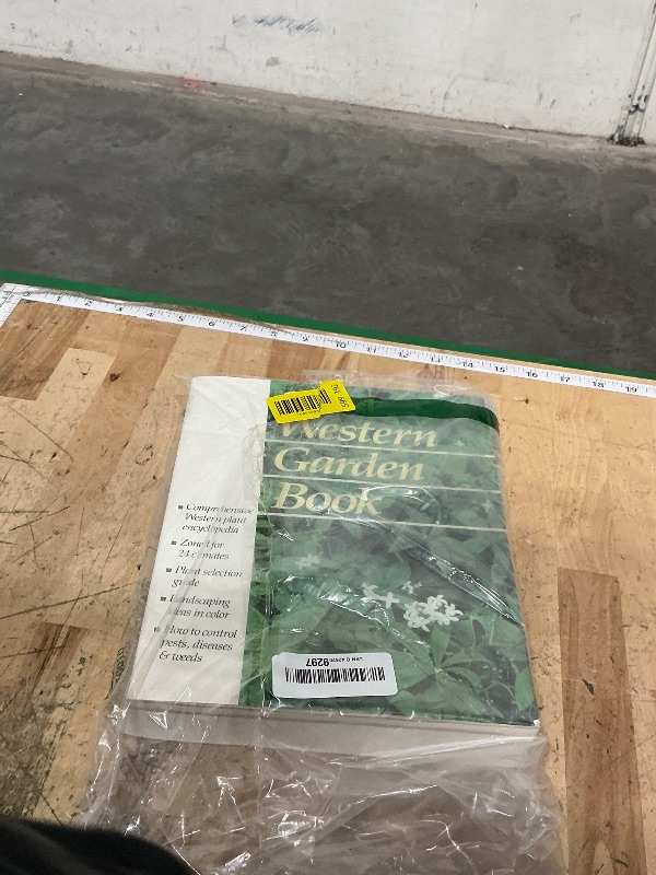 Photo 1 of 2 Books Sunset New Western Garden Book 1983 & 1991 Gardening Southwest Arizona
