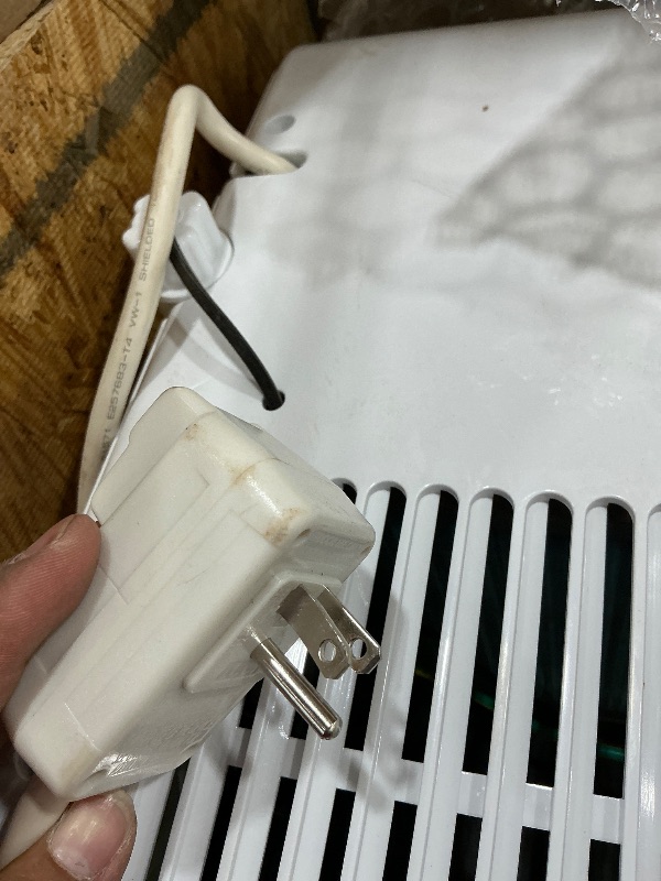 Photo 1 of *CORD CHARGER DAMAGED* BLACK+DECKER Portable Air Conditioner, 9,000 BTU (5,300 BTU SACC) for Rooms up to 400 Sq. Ft., Portable AC with Follow Me Remote Control and Window Kit, BPACT08WT, White