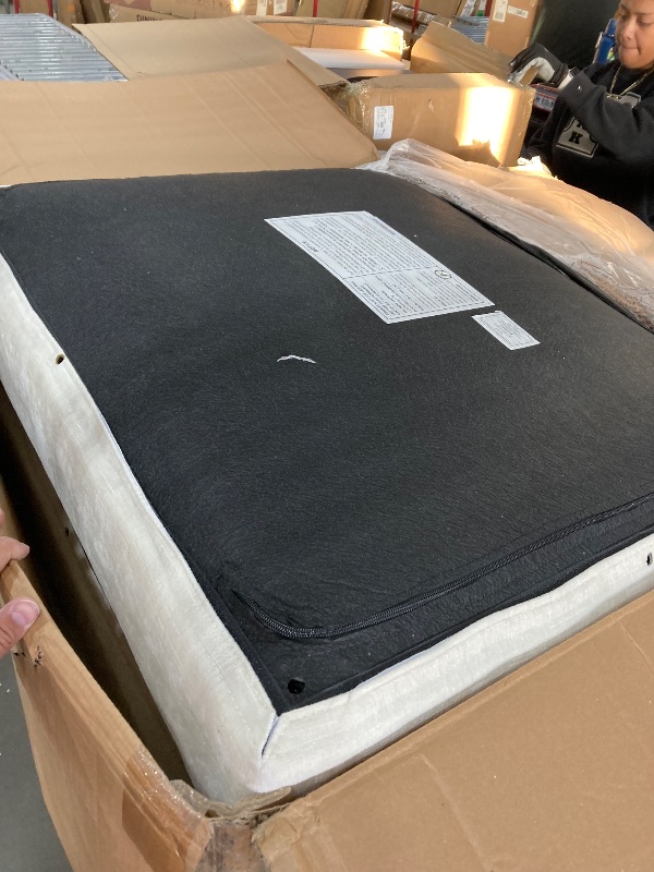 Photo 1 of ********************INCOMPLETE COUCH, THIS IS ONLY 1 BOX IN A MULTI BOX SET*******************
Vesgantti 108" Modular Sectional Sofa, Comfy Cloud Couch with Movable Ottoman Deep Seat Chenille L Shaped Modular Sofa, Sectional Couches for Living Room, Bedro