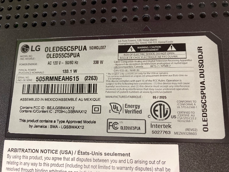 Photo 1 of *************TV HAS A FEW DEAD PIXELS*******************
LG 55-Inch Class OLED evo AI 4K C5 Series Smart TV w/Dolby Atmos, Dolby Vision, HDR10, AI Super Upscaling 4K, Filmmaker Mode, Wow Orchestra, Alexa Built-in (OLED55C5PUA, 2025)