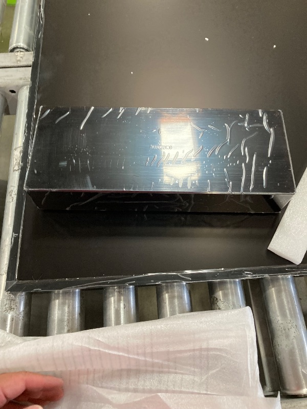 Photo 1 of *********CRACKED SCREEN, NON FUNCTIONAL, MISSING CORDS****************
Samsung 65-Inch Class The Frame LS03F 4K QLED Smart TV (2025 Model) Slim Fit Wall Mount, Modern Frame Design, NQ4 AI Gen2 Processor, Art Mode, Artful Picture Quality, Samsung Vision AI