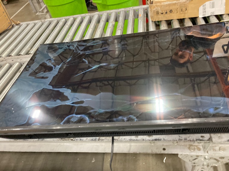 Photo 1 of ** SMASHED SCREEN FINAL SALE**Samsung 50-Inch Class Crystal UHD U8000F 4K Smart TV (2025 Model) Endless Free Content, Crystal Processor 4K, MetalStream Design, Knox Security, Alexa Built-in