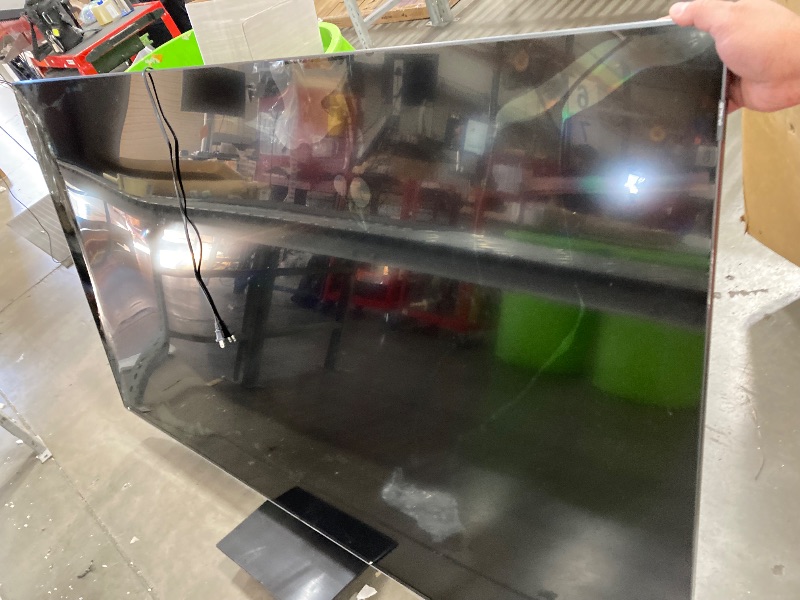 Photo 1 of **SMASHED SCREEN FINAL SALE**TCL 85-Inch QM7 QLED 4K Smart QD-Mini LED TV with Google TV (85QM751G, 2024 Model) Dolby Vision IQ, Dolby Atmos, HDR, Game Accelerator up to 240Hz, Voice Remote, Works with Alexa, Streaming Television