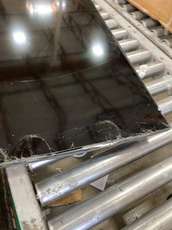 Photo 1 of **SMASHED SCREEN FINAL SALE**VIZIO 40-inch Full HD 1080p Smart TV with DTS Virtual: X, Alexa Compatibility, Google Cast Built-in, Bluetooth Headphone Capable, (VFD40M-08 New)