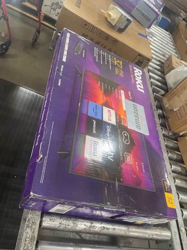 Photo 1 of ****DAMAGED***Roku Smart TV – 32-Inch Select Series 1080p Full HD RokuTV with Roku Voice Remote, Bright Picture, Customizable Home Screen – Live Local News, Sports, Gaming