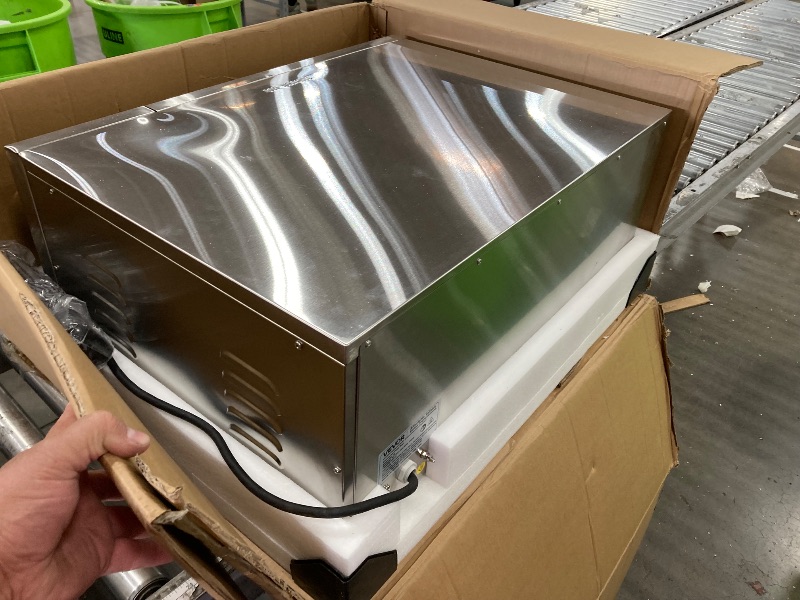Photo 1 of (MAJOR DAMAGED SEE NOTES) VEVOR Electric Pizza Oven, 18-Inch Commercial Pizza Ovens, 842°F Max Temp, 1740W Large Pizza Oven Countertop with Temp & Time Control, Built in Thermometer Indoor Pizza Maker for Restaurant Home Use