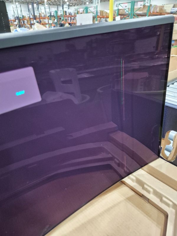 Photo 1 of (broken screen)(sold for parts) Alienware 34 240Hz QD-OLED Curved Gaming Monitor - AW3425DW - 34.2-inch WQHD (3440 x 1440) 0.03ms Display, 1800R Curve, AMD FreeSync Premium Pro, VESA AdaptiveSync, DisplayHDR TrueBlack 400
