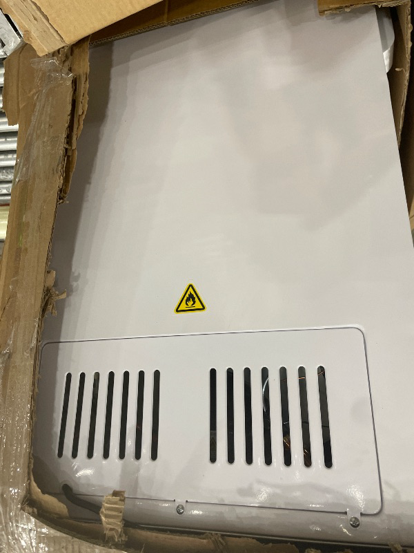 View 3 of (item used)(damaged)(see all images) Hamilton Beach 5 cu ft Chest Freezer, White