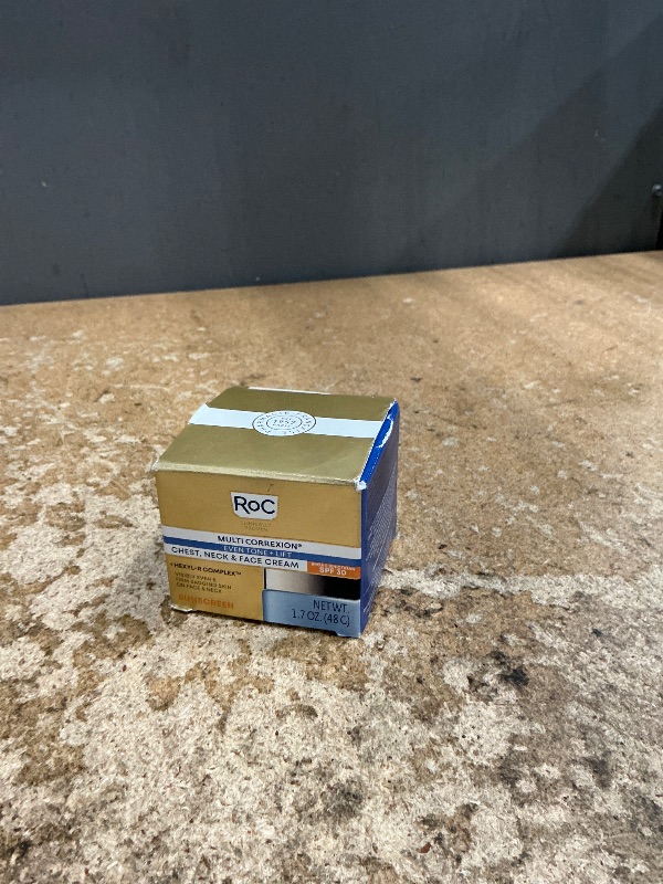 Photo 1 of *11/2027* RoC Multi Correxion 5 in 1 Chest Neck Face Moisturizer Face Cream with SPF 30 for Visible Wrinkle and Neck Firming and Tightening, Oil Free Skin Care, 1.7 oz (Packaging May Vary)