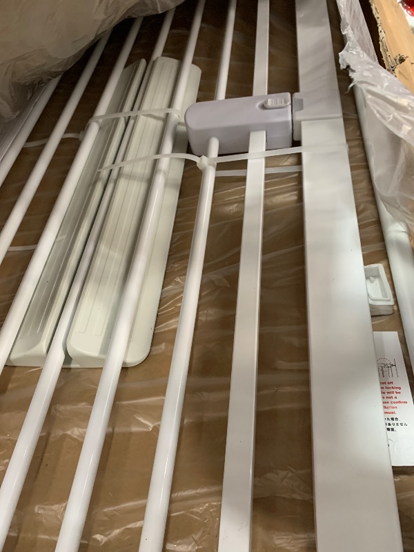 Photo 1 of (USED/FAIR) Lumizone Extra Tall Cat Gate 55.12" High Pressure Mounted Extra Wide 2025 New (17 Sizes) 1.37" Gap No Drilling Auto-Close One-Handed Operation Tall Pet Gate for Dogs(White, 29.92"-34.24"/76-86.5cm)