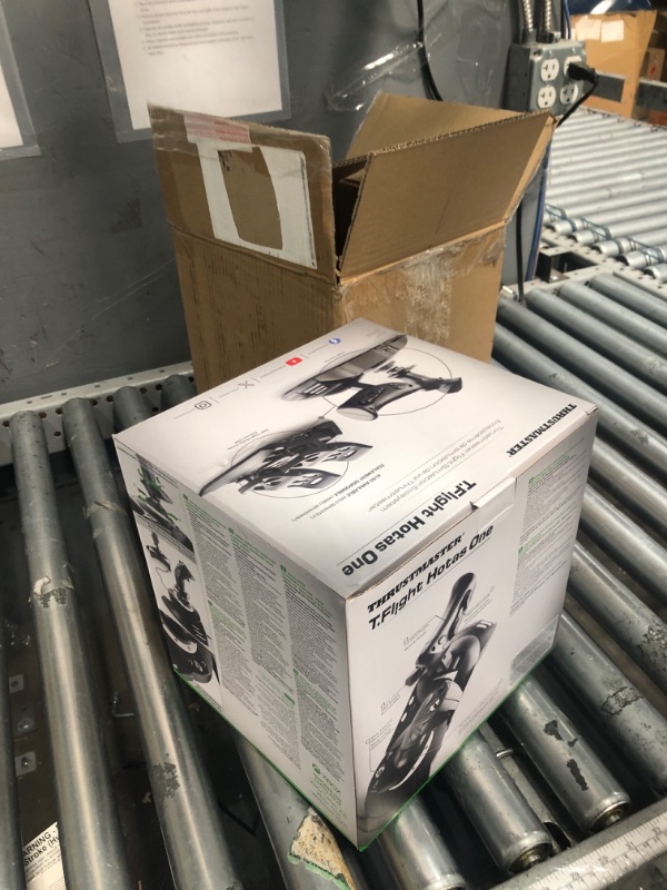 Photo 1 of Thrustmaster T-Flight Hotas One (compatible with XBOX and PC)