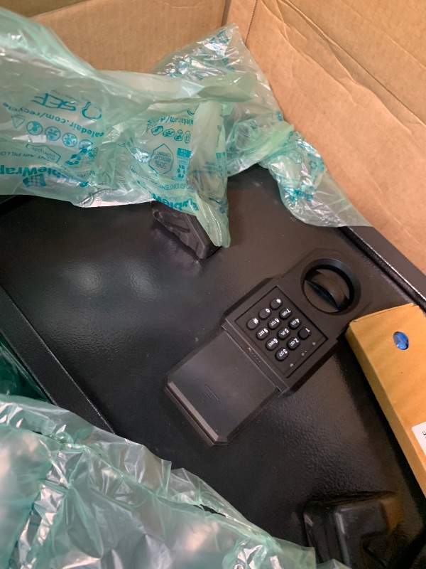Photo 1 of ****************Locked with no Keyes. Unable to open.*****************
3.5 Cubic Large Fireproof Safe Box, Digital Safe with Alarm System, Removable Shelf and Mute Function, Digital Security Safes for Home, 12.5"D x 13.8"W x 19.7"H, Black