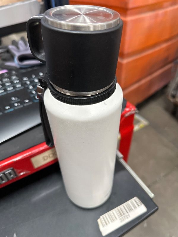Photo 1 of *** CHECK COMMENTS***    GENDLTHIJ Stainless Steel Insulated Tea Infuser Bottle, Vacuum Insulated Water Bottle, Tea Tumbler with Separate Tea Compartment, 24-Hrs Insulation Commute Travel (White,32oz/1000ml)