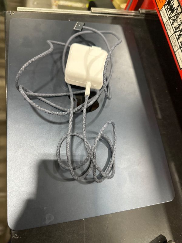 Photo 1 of *** PARTS ONLY - UNFUNCTIONAL - LOCKED *** Apple 2025 MacBook Air 13-inch Laptop with M4 chip: Built for Apple Intelligence, 13.6-inch Liquid Retina Display, 16GB Unified Memory, 256GB SSD Storage, 12MP Center Stage Camera, Touch ID; Midnight (check notes