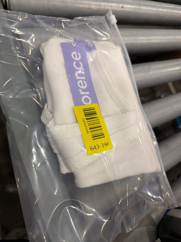 Photo 1 of ***SEE NOTES***
Tankaneo Womens V Neck Tank Tops 2025 Sleeveless Ribbed Knit Shirts Summer Casual Sexy Sweater Vest White, size: XL