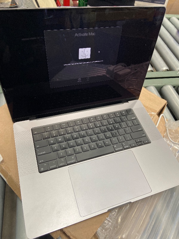 Photo 1 of ***LOCKED TO PAST ICLOUD USER FOR PARTS ONLY ** Apple MacBook Pro Late 2021 with Apple M1 Pro chip (16-inch, 16GB RAM, 512GB SSD) Space Gray (Renewed)