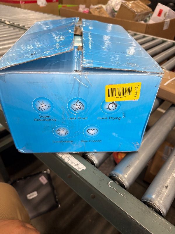 Photo 1 of 100 Count 22” x 22” Super Absorbency Disposable Underpads, Leakproof Quick Drying Disposable Pads for Baby, Puppy and Adults, Puppy Pads, Cat Pee Pads for Dogs, Potty Puppy Training Pads