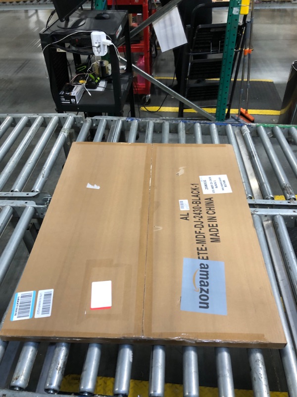 Photo 1 of *Look at pic* Fxojyvo Engineered Wood 24x30 Frame, Black Picture Frame for 24 x 30 Inch Poster Puzzle Photo, Light Weight 24 by 30 Poster Frame with Wood-grain for Wall - 1 Pack/Black/24 x30