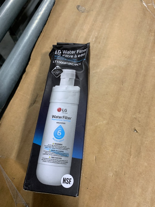 Photo 1 of ***USED*** LG LT1000P - 6 Month / 200 Gallon Capacity Replacement Refrigerator Water Filter (NSF42, NSF53, and NSF401) ADQ74793501, ADQ75795105, AGF80300704, or AGF80300705 White
