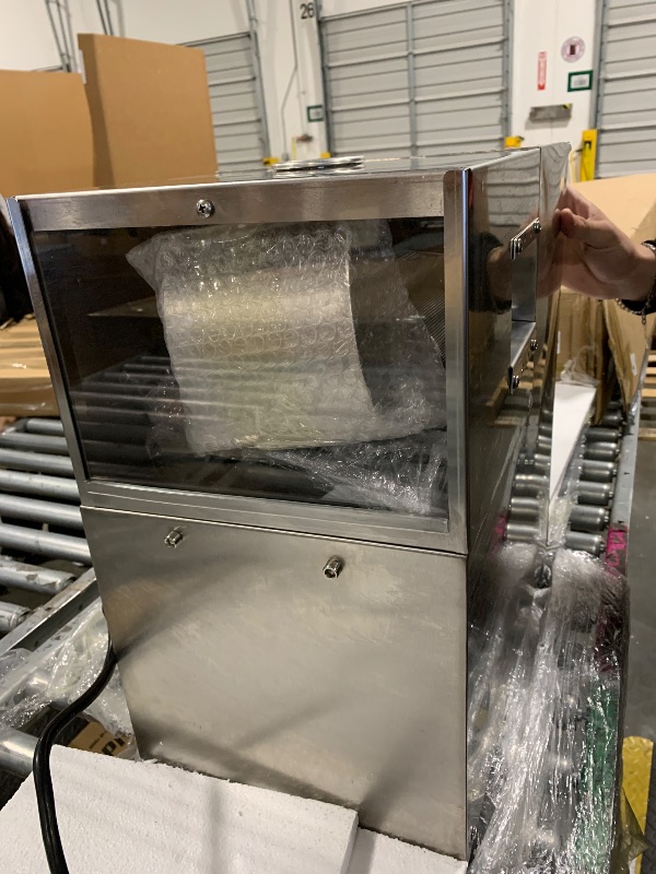 Photo 1 of ***IT DOES NOT TURN ON***VEVOR Electric Sugar Cane Juicer, 800W Sugarcane Juicer Machine with 661LBS/H High Output, 4 Stainless Steel Roller, Auto Roller Pressure Adjustment Sugarcane Juice Press Extractor for Home/Commercial