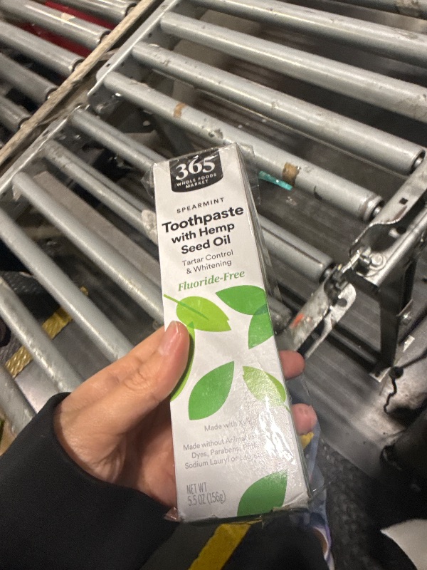 Photo 1 of ***ONLY OPENED, NOT USED.**** 365 by Whole Foods Market, Toothpaste with Hemp Seed Oil, Spearmint, Tartar Control & Whitening, Fluoride-Free, 5.5 Ounce