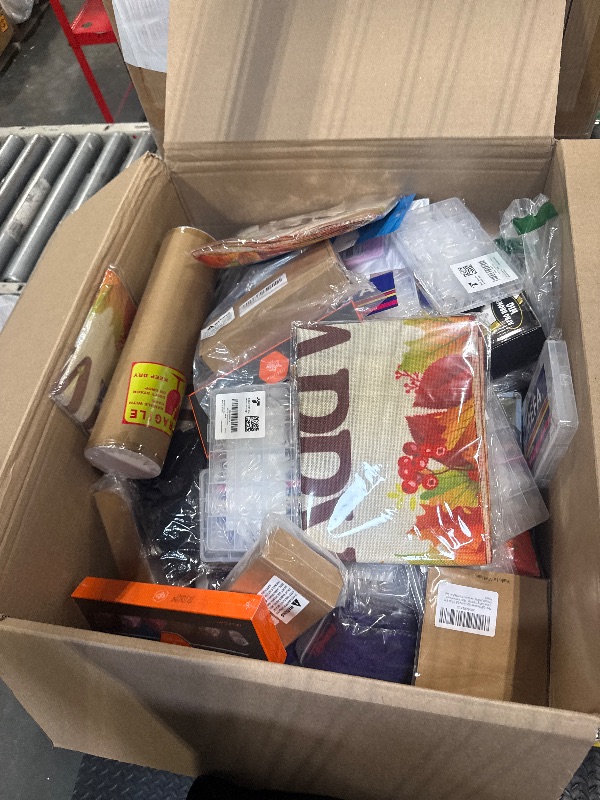 Photo 1 of ***ITEMS MIXED, FINAL SALE***/ ***ITEMS MIXED, FINAL SALE***