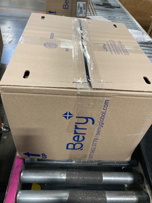 Photo 1 of ***AS IF/ FINAL SALE - NO RETURNS****
Bulk Box of Mixed Items