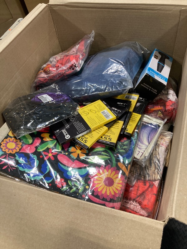 Photo 1 of ***AS IF/ FINAL SALE - NO RETURNS****
Bulk Box of Mixed Items
