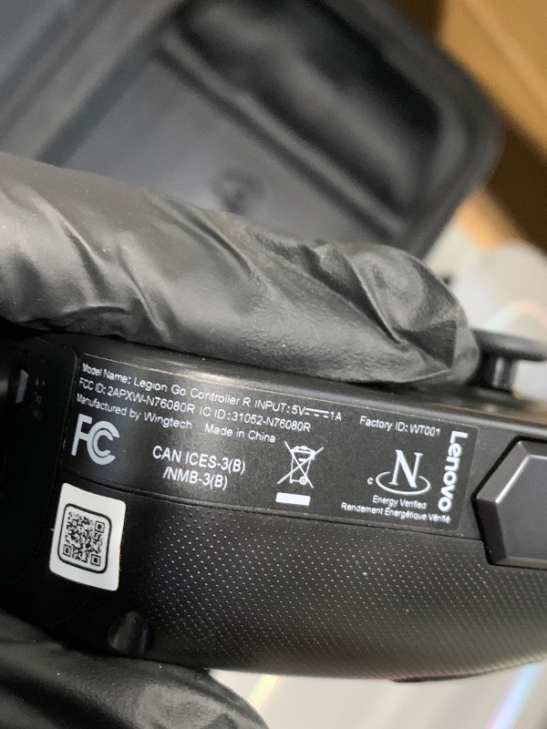 Photo 1 of ** USED***Lenovo Legion Go 8.8" 144Hz WQXGA Handheld Touchscreen Gaming PC AMD Ryzen Z1 Extreme 16GB RAM 512GB SSD Shadow Black, 8APU1