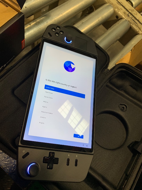 Photo 1 of ** USED***Lenovo Legion Go 8.8" 144Hz WQXGA Handheld Touchscreen Gaming PC AMD Ryzen Z1 Extreme 16GB RAM 512GB SSD Shadow Black, 8APU1