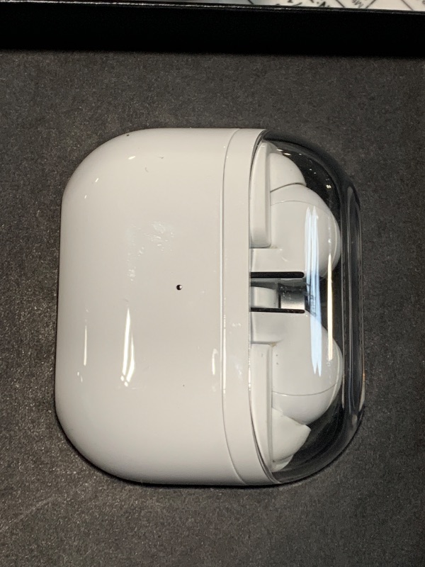 Photo 1 of ** USED/ UNTESTED** Samsung Galaxy Buds 3 Pro AI True Wireless Bluetooth Earbuds, Noise Cancelling, Sound Optimization, Redesigned Comfort Fit, White [US Version, Amazon Exclusive, 2Yr Warranty]