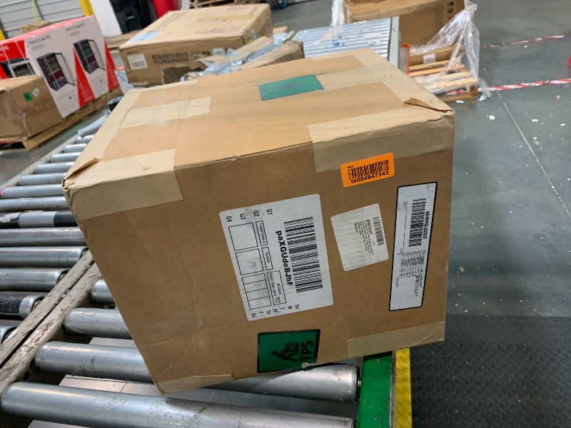 Photo 1 of ** FACTORY SEALED ** NEW****** 
 R1 Concepts Front and Rear Brakes and Rotors| Drilled Slotted Brake Rotors| Front and Rear Ceramic Brake Pads and Rotors Kit| Automotive Replacement Brake Kits