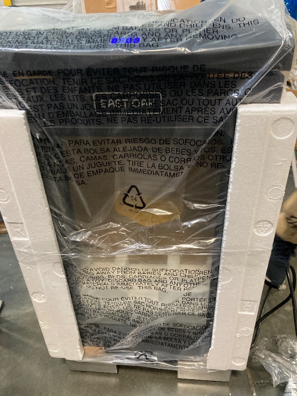 Photo 1 of ** NEW / DAMAGE MINOR *** EAST OAK 30" Electric Smoker for Outdoors | Built-in Meat Probe & Up to 6× Longer Smokes on a Single Load | Side Chip Loader for Uninterrupted Smoking | Bigger Batches with 725 sq in Cooking Area